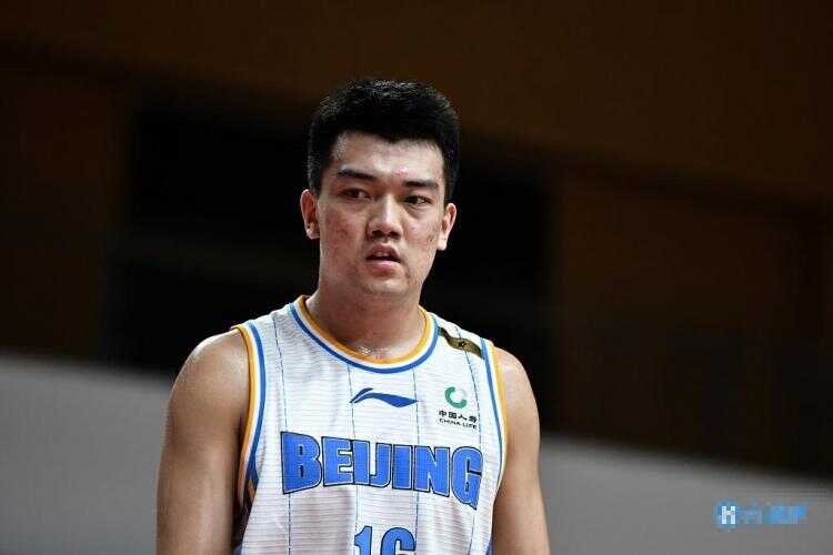 宋翔：张才仁和北京队达成续约协议 但合同细节还需进一步完善