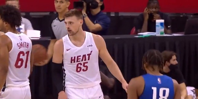 官方：热火与迈卡-波特&雅文特-斯马特&德鲁-史密斯完成签约