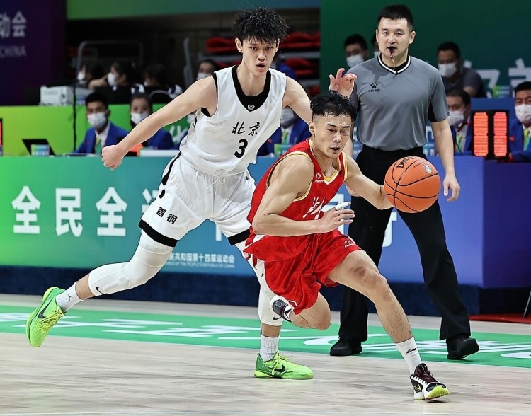🏀全运会-曾凡博18+7+4帽 顾全20+13 北京力克湖北迎开门红