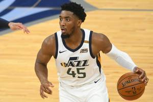 全面开花!米切尔10中8砍27分 爵士全队六人上双23分轻取篮网