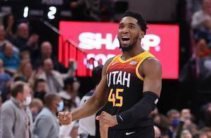 状态火热!米切尔出战36分钟 19中11得到33分&正负值+14