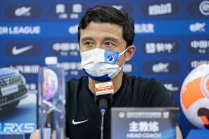 谢晖:这场比赛关系大连人能否完成保级任务,给予广州队充分尊重